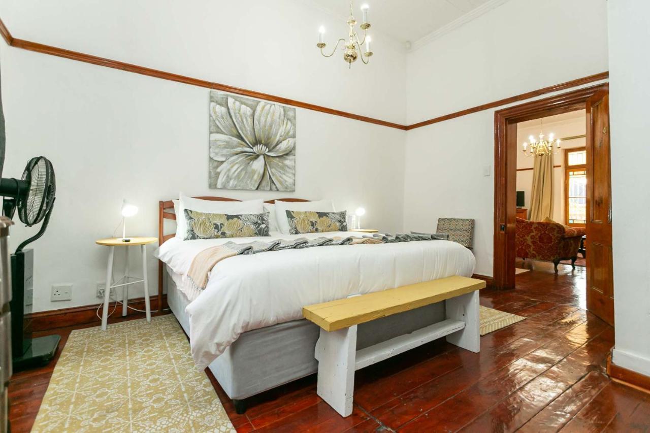 Ravenscliff Villa Oudtshoorn Exterior photo